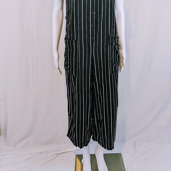 Dress Forum Los Angeles Black and White Striped Jumpsuit Women's Size Medium - Picture 2 of 8